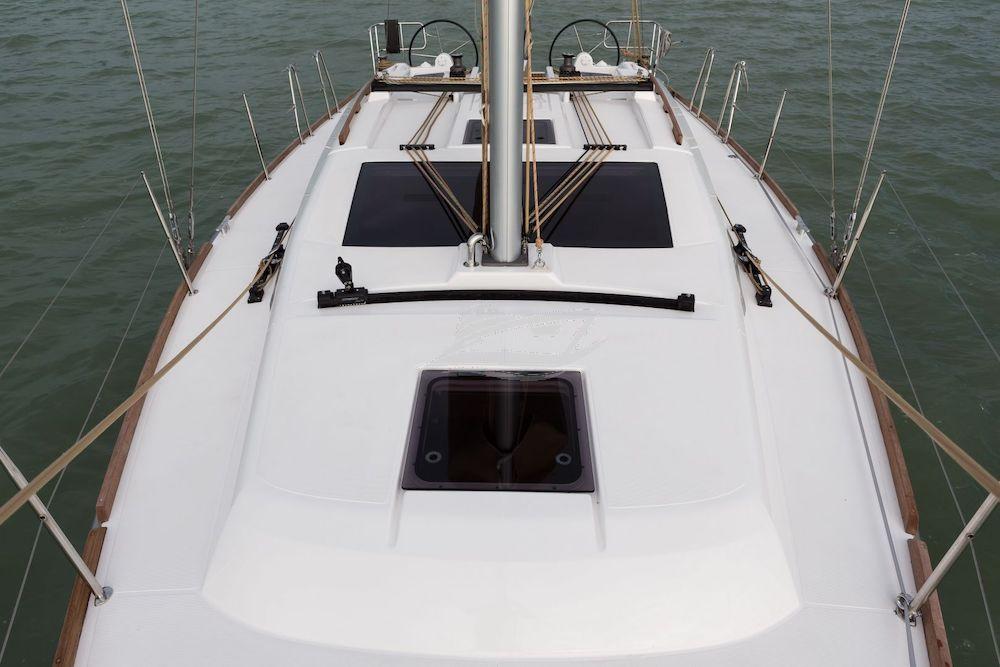 Dufour 382 GL sailing yacht charter croatia 28