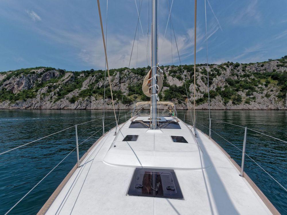 Dufour 412 GL sailing yacht charter croatia 18