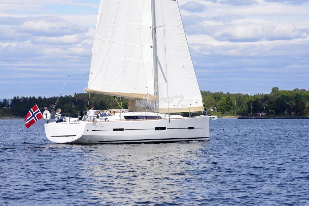 Dufour 412 GL sailing yacht charter croatia 4