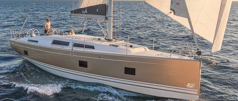 Hanse 418 Review: An Elegant Fusion of Performance and Comfort