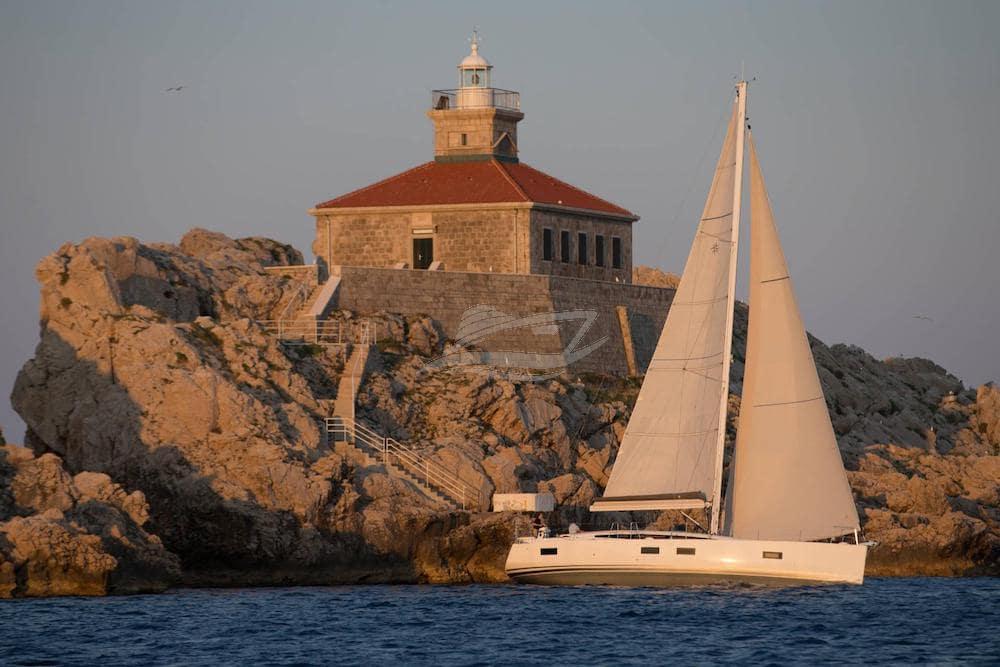 Jeanneau 54 sailing yacht charter croatia 13