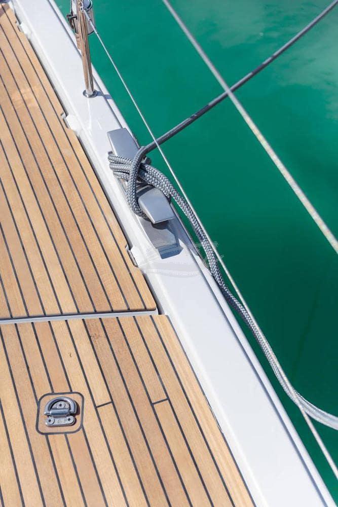 Jeanneau 64 sailing yacht charter greece 3