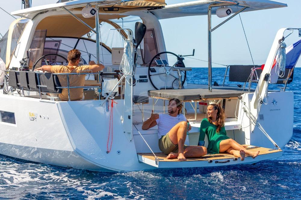 Jeanneau Sun loft 47 sailing yacht charter Greece 9