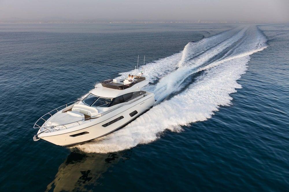 Feretti 550 Luxury motor yacht Croatia 8 min