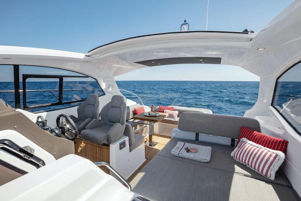 Azimut Atlantis 45 Luxury motor yacht Croatia 7