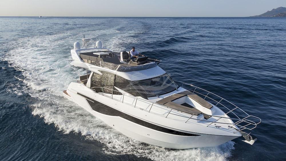 Galeon 460 flu Luxury motor yacht Croatia 32