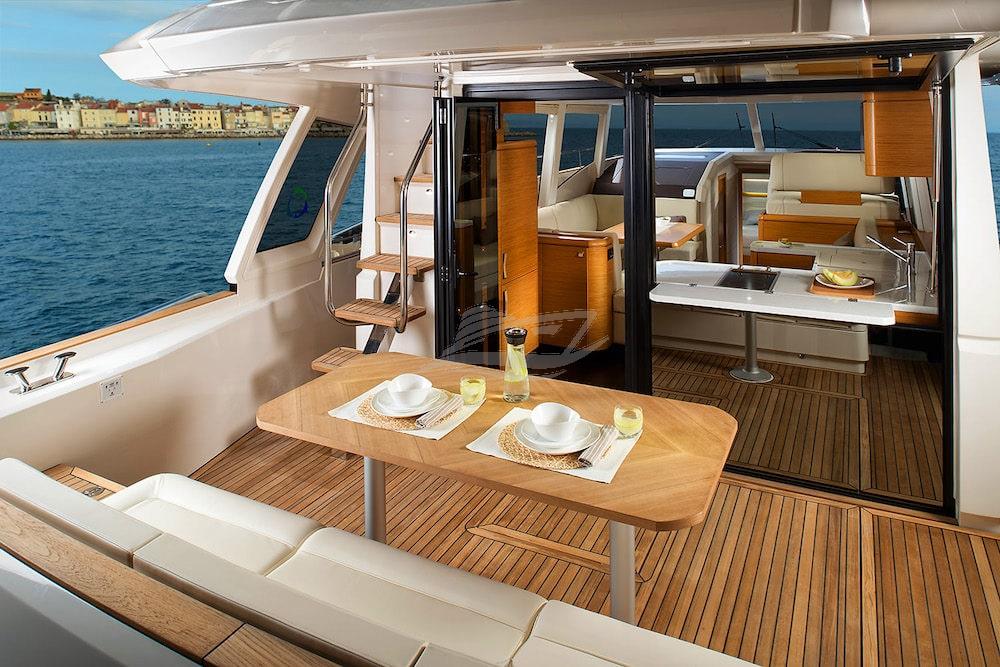Greenline 48 Hybrid Fly Luxury motor yacht Croatia 51