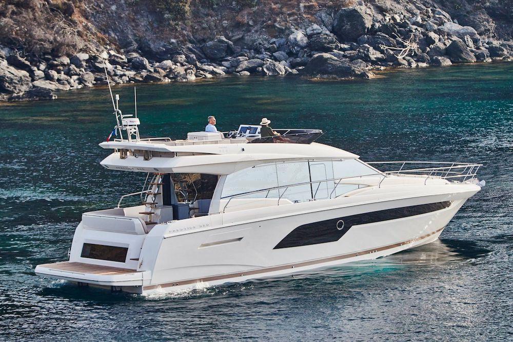 Prestige 520 fly Luxury motor yacht Croatia 8