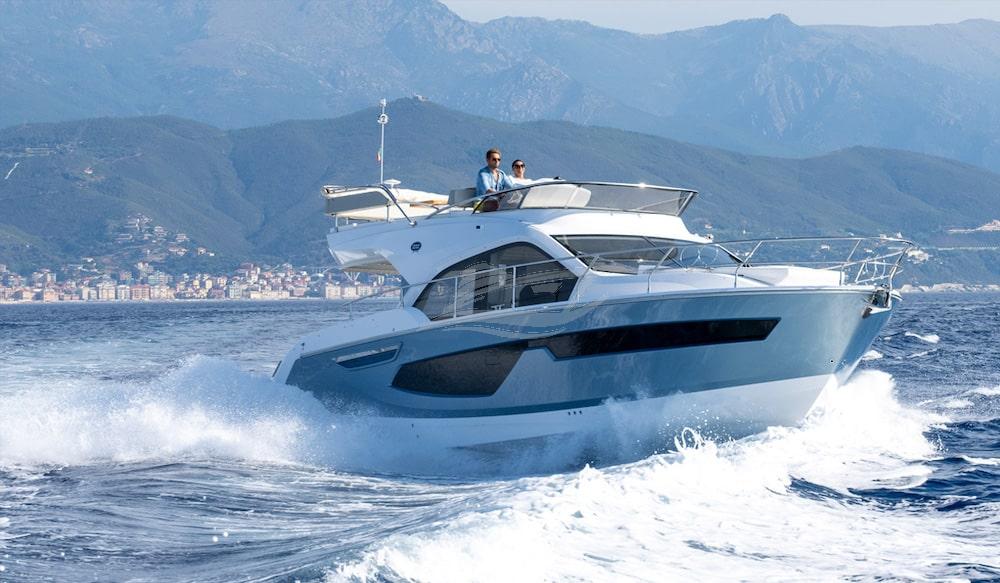Sessa Fly 42 Luxury motor yacht Croatia 3