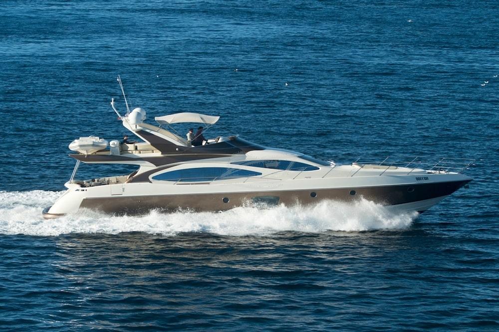 Medusa Luxury motor yacht Greece 1