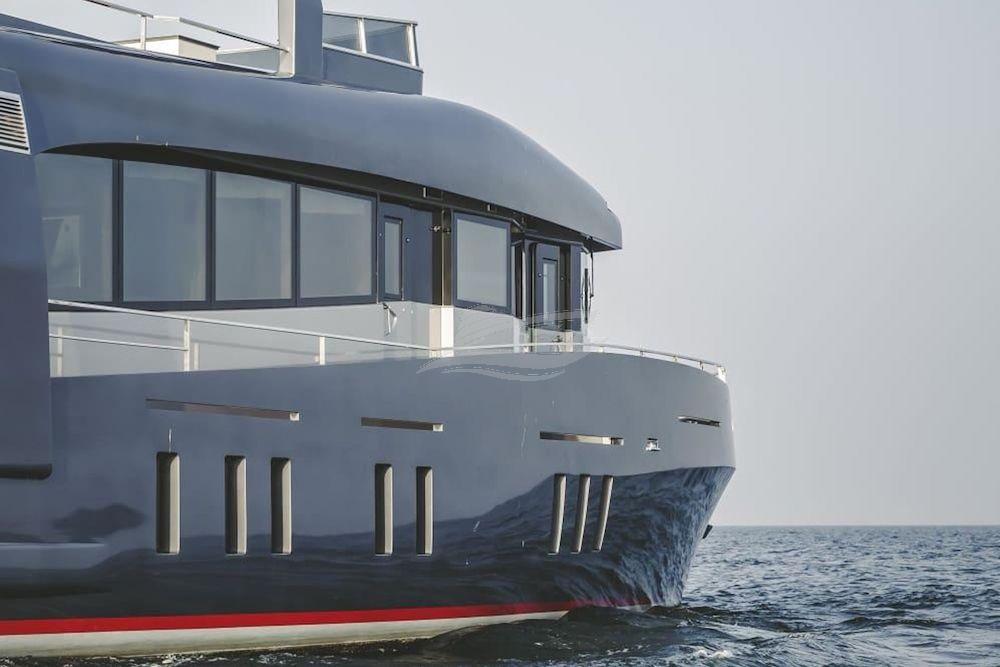 Timless Luxury motor yacht Croatia 4