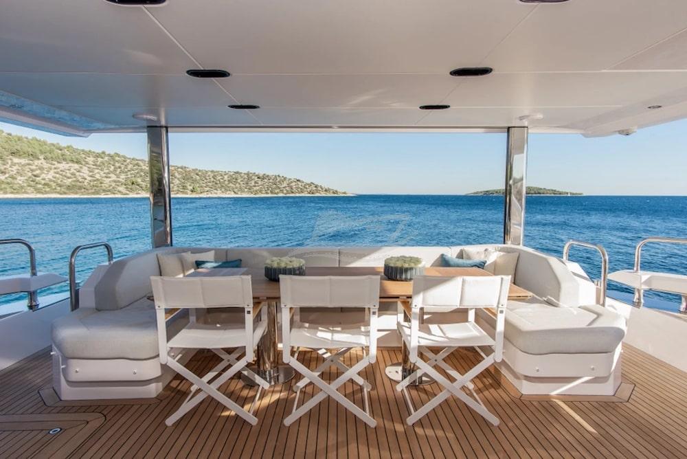 Dawo Luxury motor yacht Croatia 15