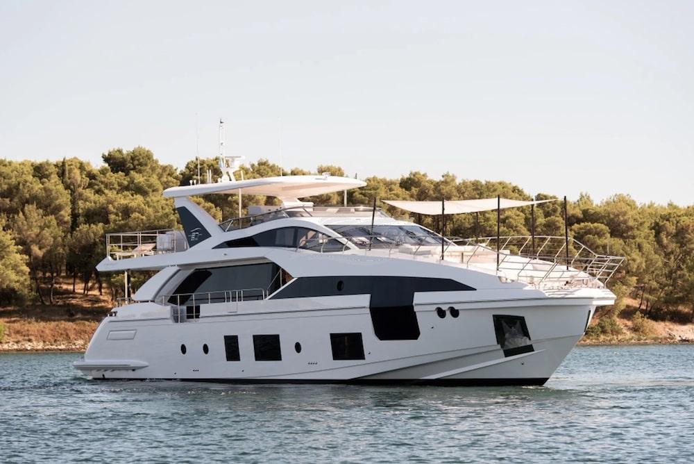 Dawo Luxury motor yacht Croatia 7