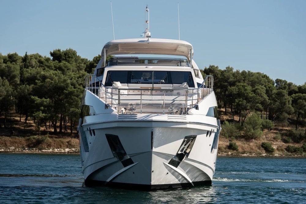 Dawo Luxury motor yacht Croatia 8