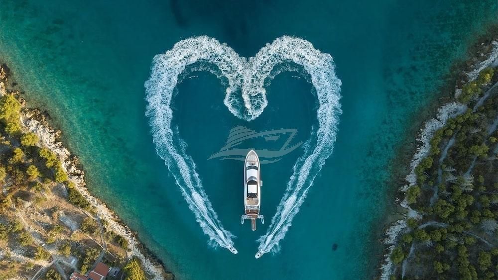 Hunky Dory Of London Luxury motor yacht Croatia 7