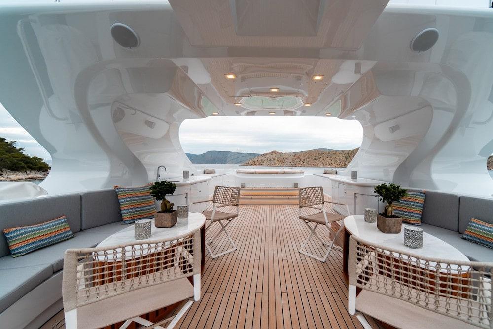 Jaz Luxury motor yacht Greece 36