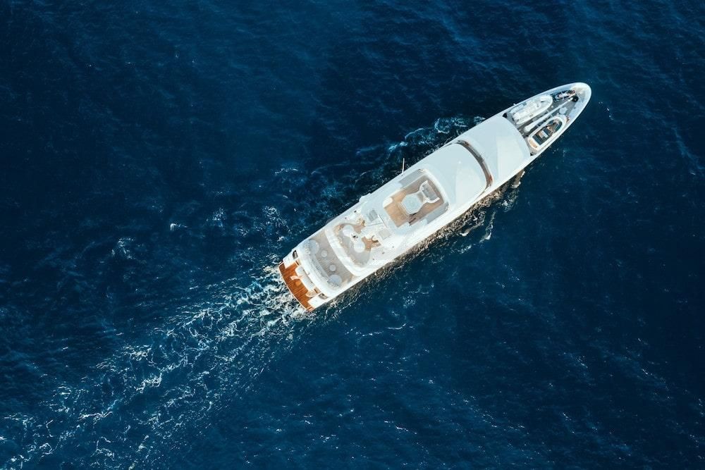 Jaz Luxury motor yacht Greece 37
