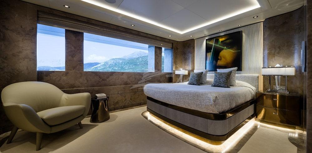 O Pari Luxury motor yacht Mediterranean 18