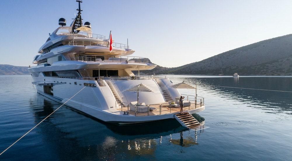 O Pari Luxury motor yacht Mediterranean 3