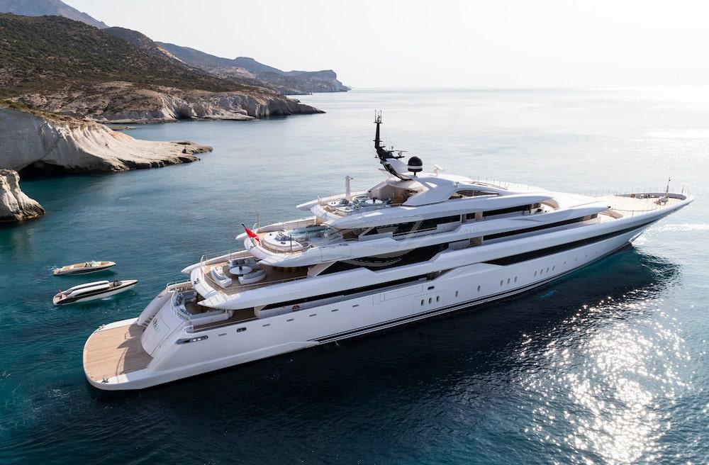 O Pari Luxury motor yacht Mediterranean 5