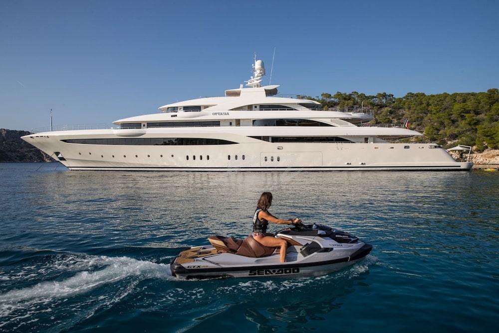 O Ptasia Luxury motor yacht Mediterranean 2