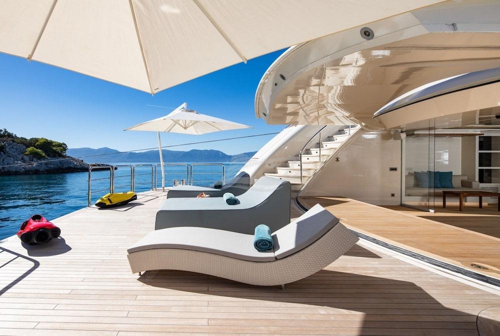 O Ptasia Luxury motor yacht Mediterranean 61