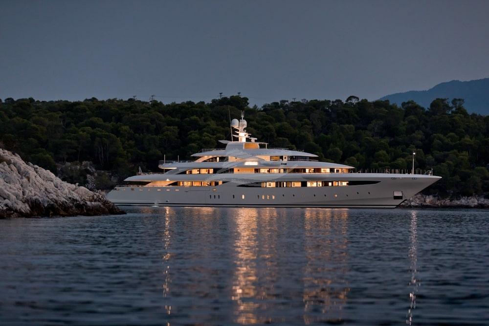 O Ptasia Luxury motor yacht Mediterranean 83