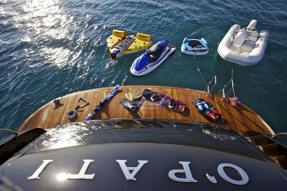 O pati Luxury motor yacht Greece 15