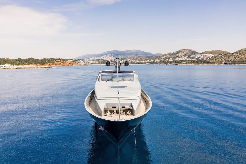 mado Luxury motor yacht Greece 1