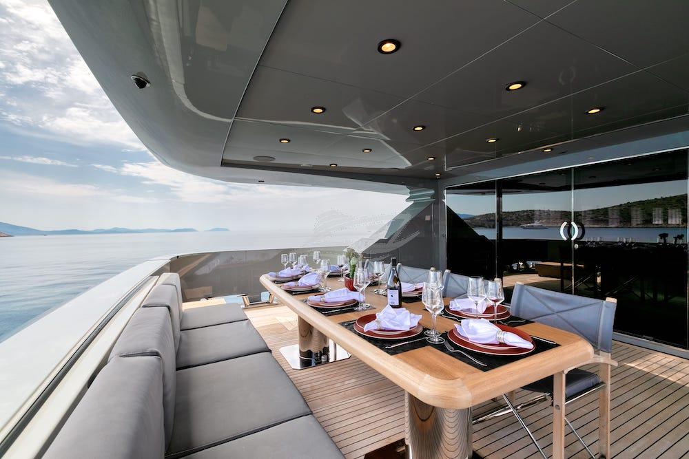 mado Luxury motor yacht Greece 18