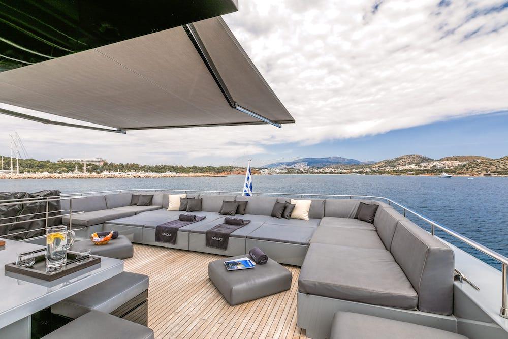 mado Luxury motor yacht Greece 25