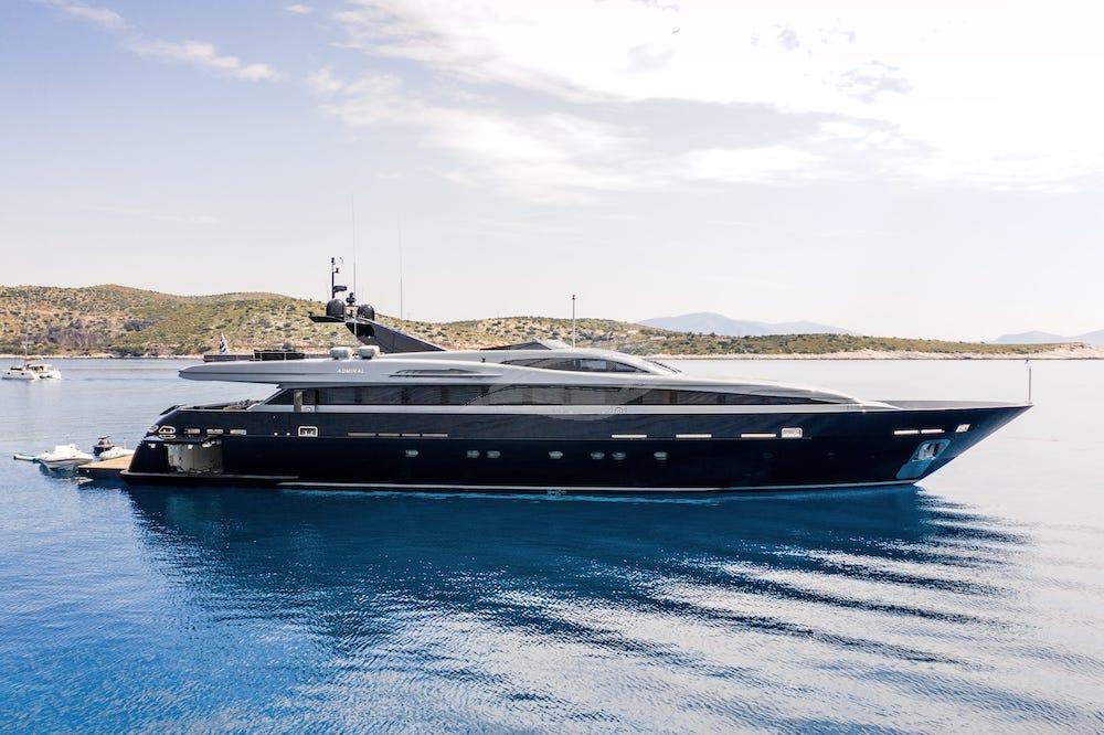 mado Luxury motor yacht Greece 3