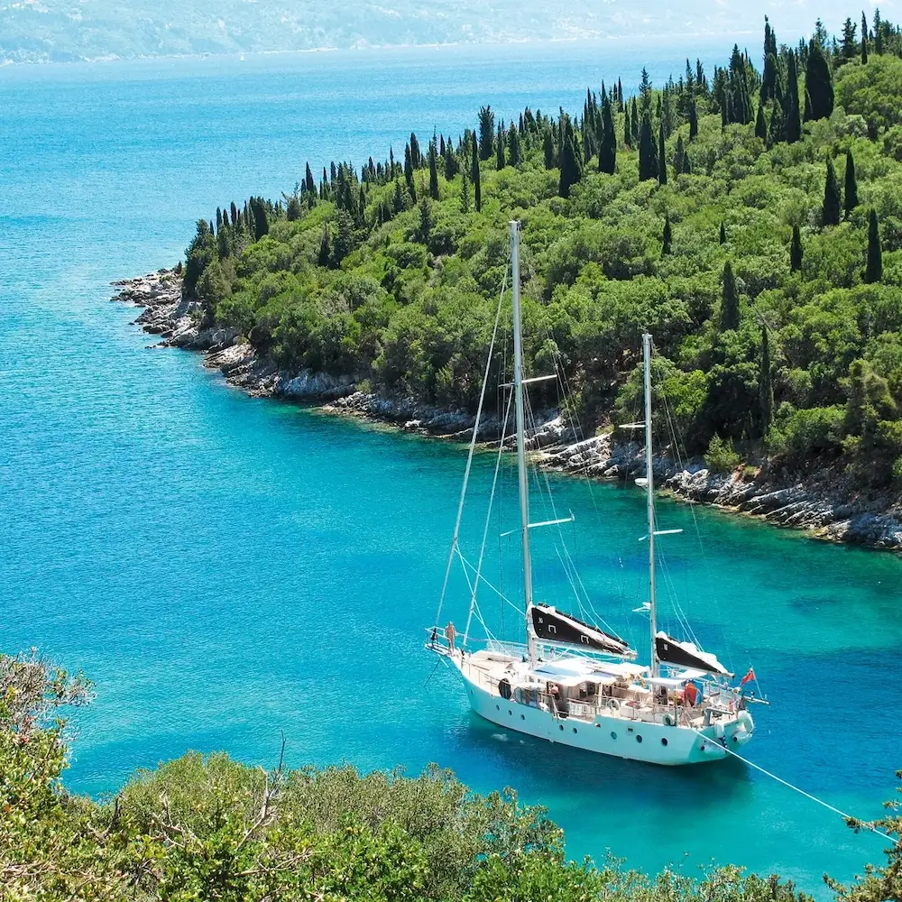 Best Period To Charter Sailing In Greece 1