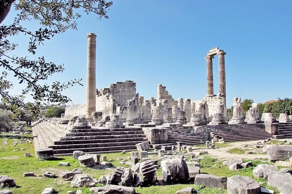 Famous Archaeological Sites 1